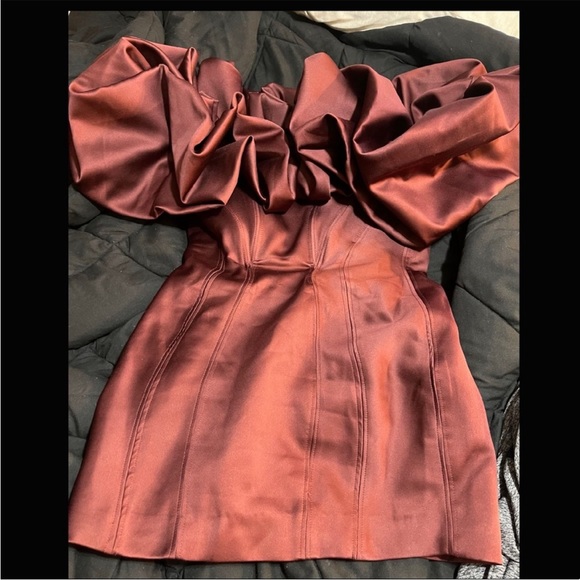 HOUSE OF CB 'Selena' Raisin Satin Ruffle Strapless Dress NWOT - Picture 13 of 15